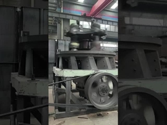 Trituración giratoria hidráulica, fundiciones y forjadas