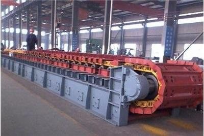 90-600 Tph Conveying Hoisting Machine Wide Application Range Apron Feeder Conveyor