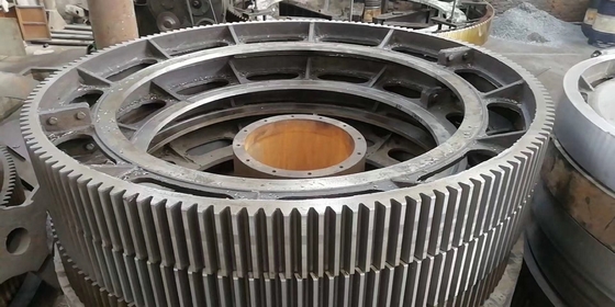 Piñón/engranaje del molino de la dureza 220~240HB Ring Gear For Mining Machine grande