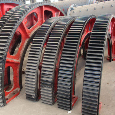 El acero de molde de la aleación GS42CrMo4 modifica los piñones/engranajes para requisitos particulares del molino para el molino de bola