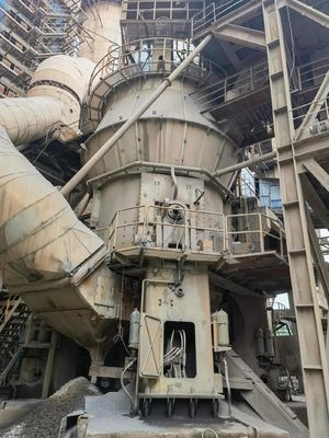 Molino en espiral vertical para el trituración y molienda de minerales metálicos y no metálicos