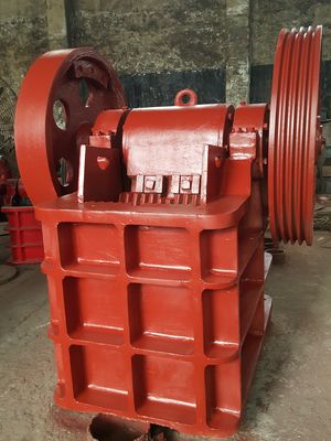 Medio de piedra y máquina machacante fina de la trituradora de mandíbula con capacidad del producto de 21 t/h